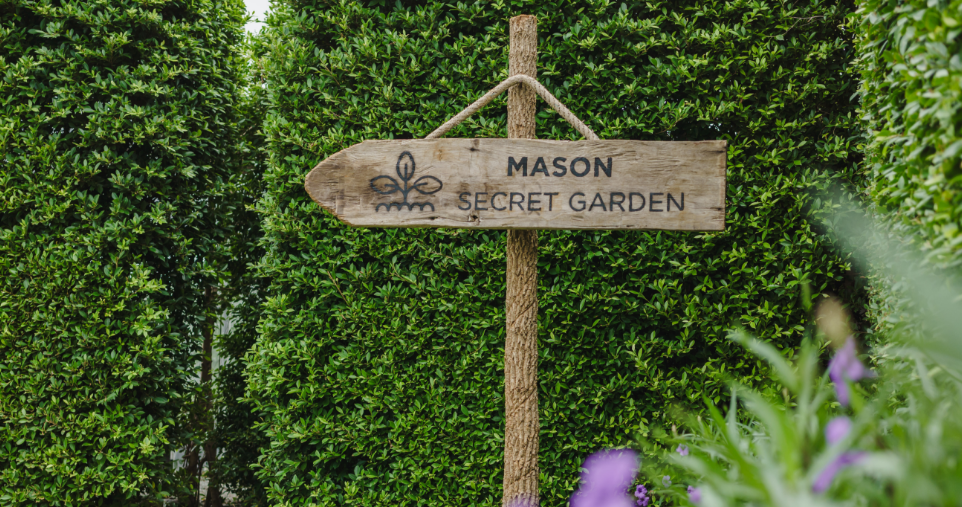 ORGANIC GARDEN

Producing organic materials for use in our restaurants, bars and even staff meals, MASON Secret Garden is a milestone in our environmental conservation effort.